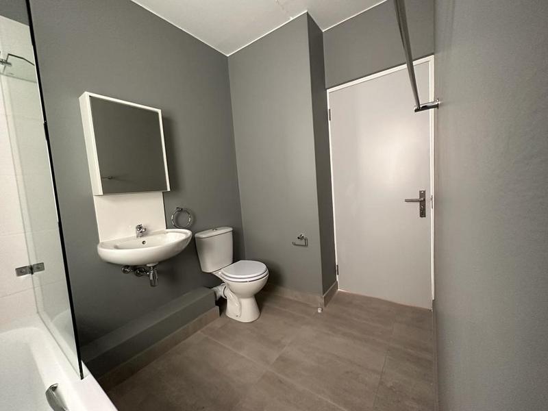 2 Bedroom Property for Sale in Aan de Wijnlanden Western Cape